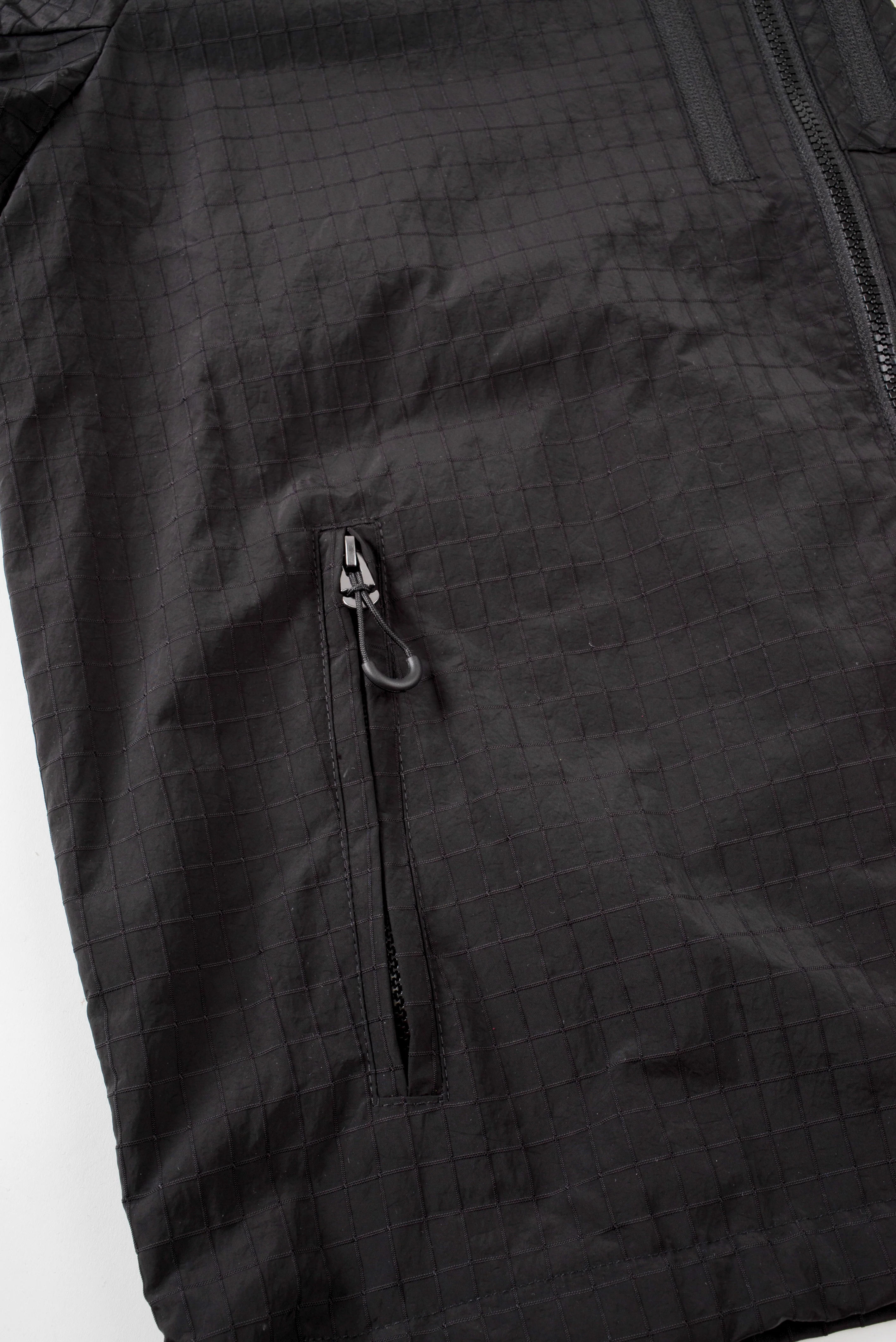 CHILLER Jacket BLACK - Image 9